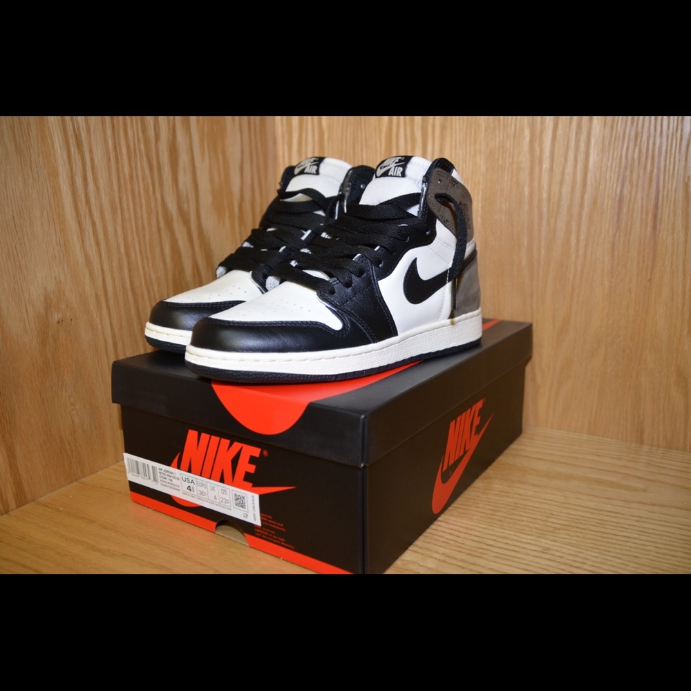 Jordan 1 “Dark Mocha” 4.5Y (GS) | 6 Women’s